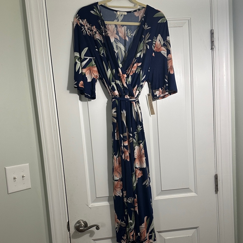 Kiyonna Floral Navy faux-wrap Dress